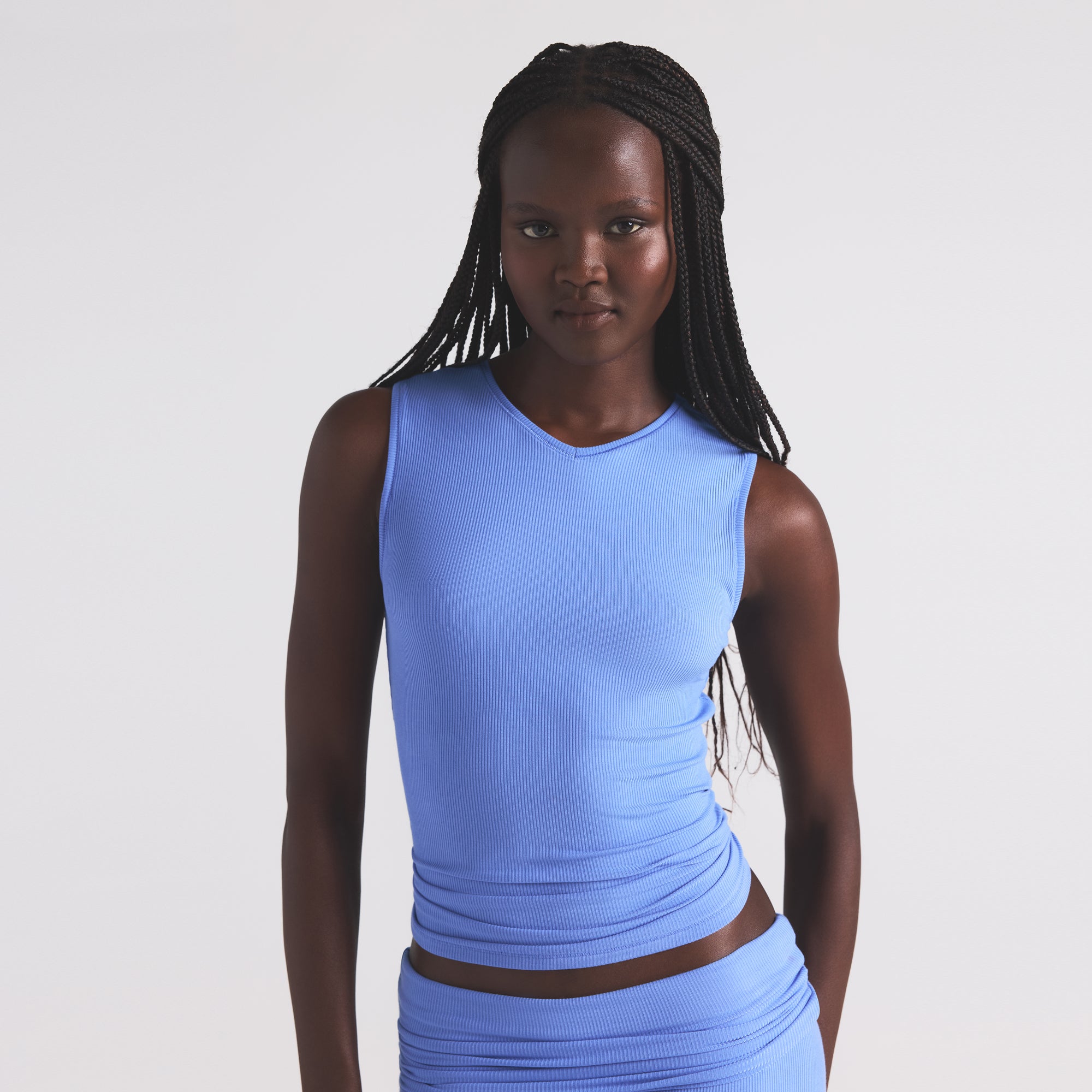 SOFT LOUNGE V NECK TANK | CIELO